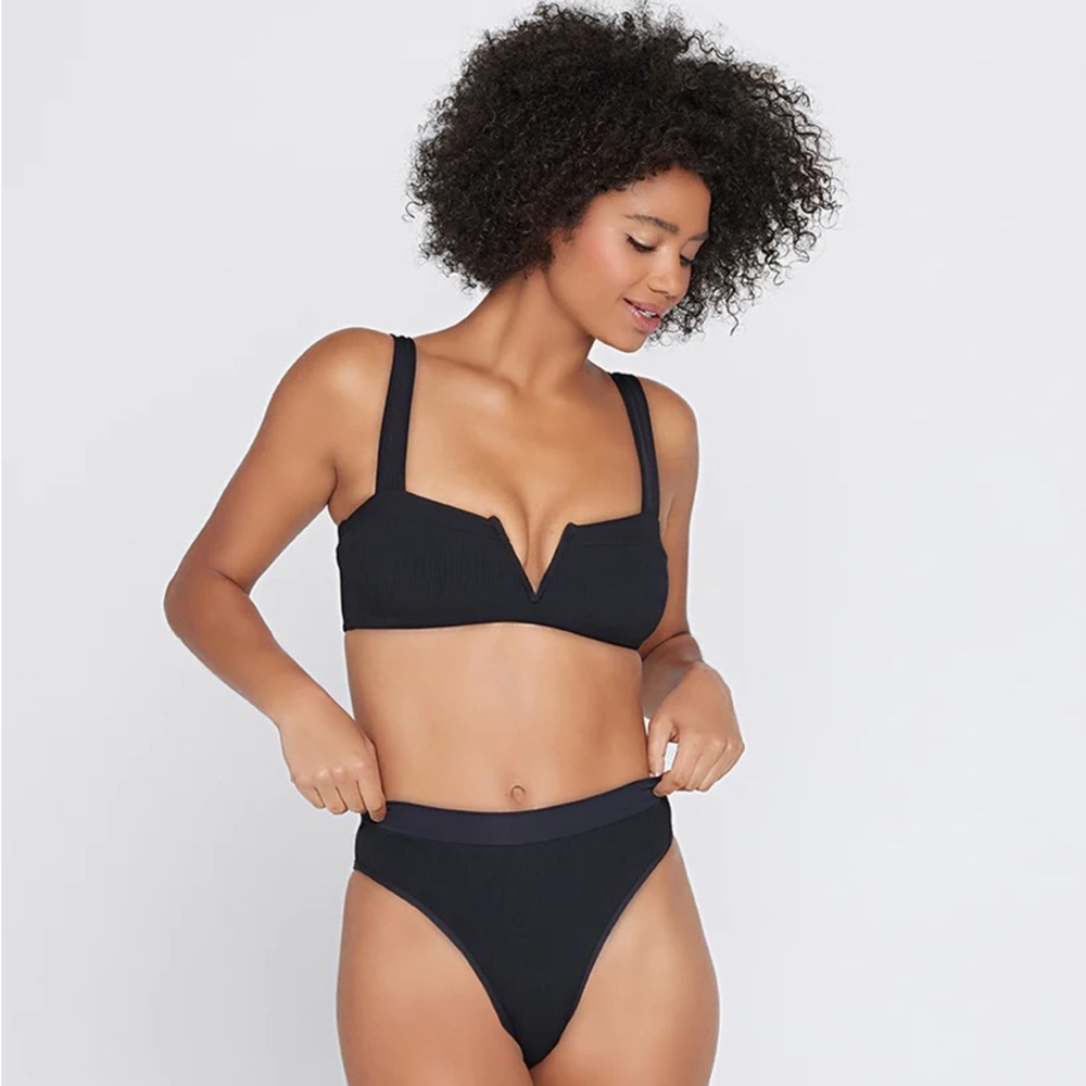 L Space Lee Ribbed Bikini set - Picture 3 of 5